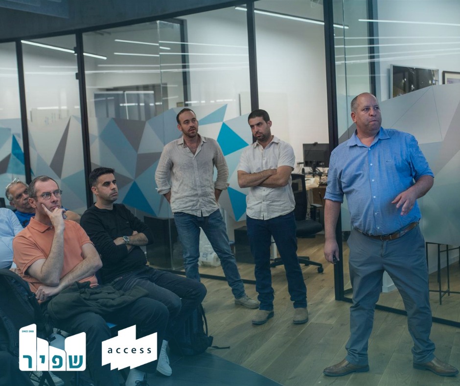 470146645_921171433440512_4611360959915634843_n